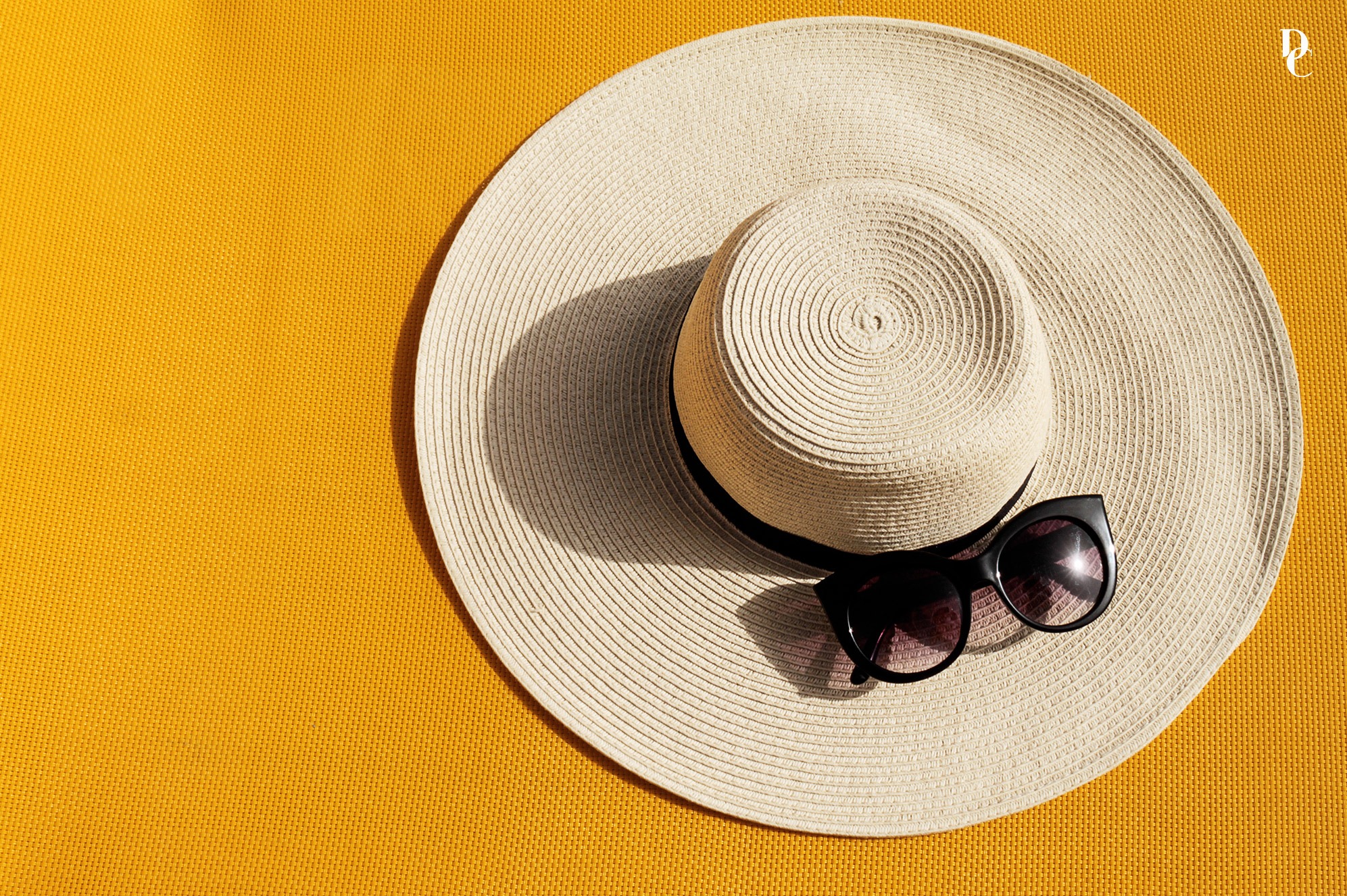 acessórios de verão chapéu e óculos de sol